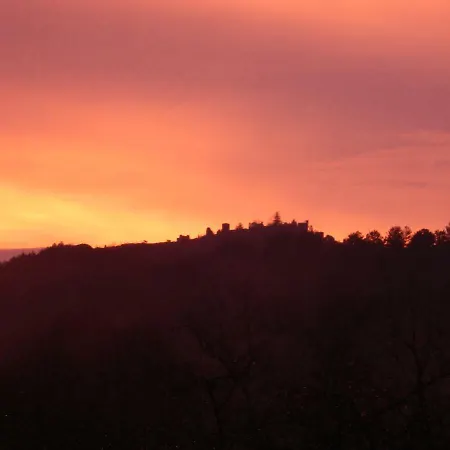 The Railway At Montazels Gospodarstwo wiejskie *
